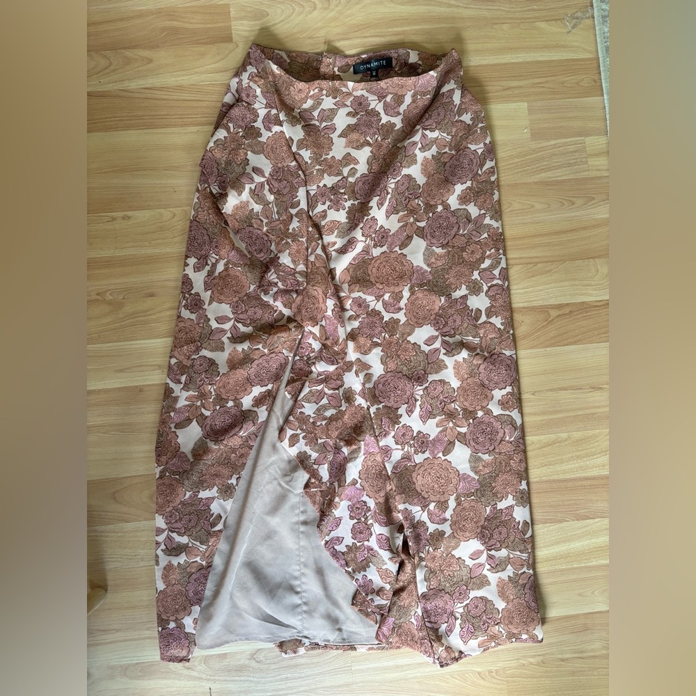 Dynamite Floral Midi Skirt in Pink and Cream